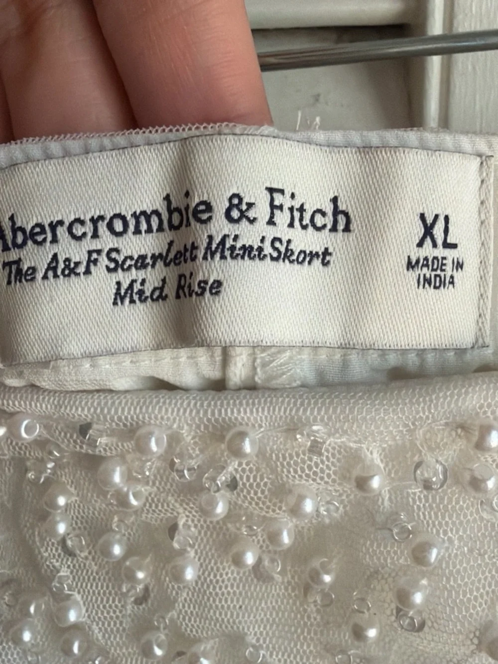 Abercrombie & Fitch reposhing this